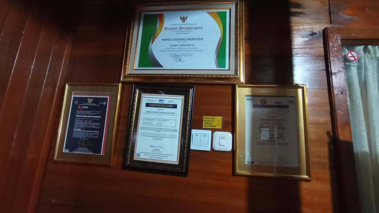 Rumah Gadang Tokama, Simarasok Baso Kültér fotó