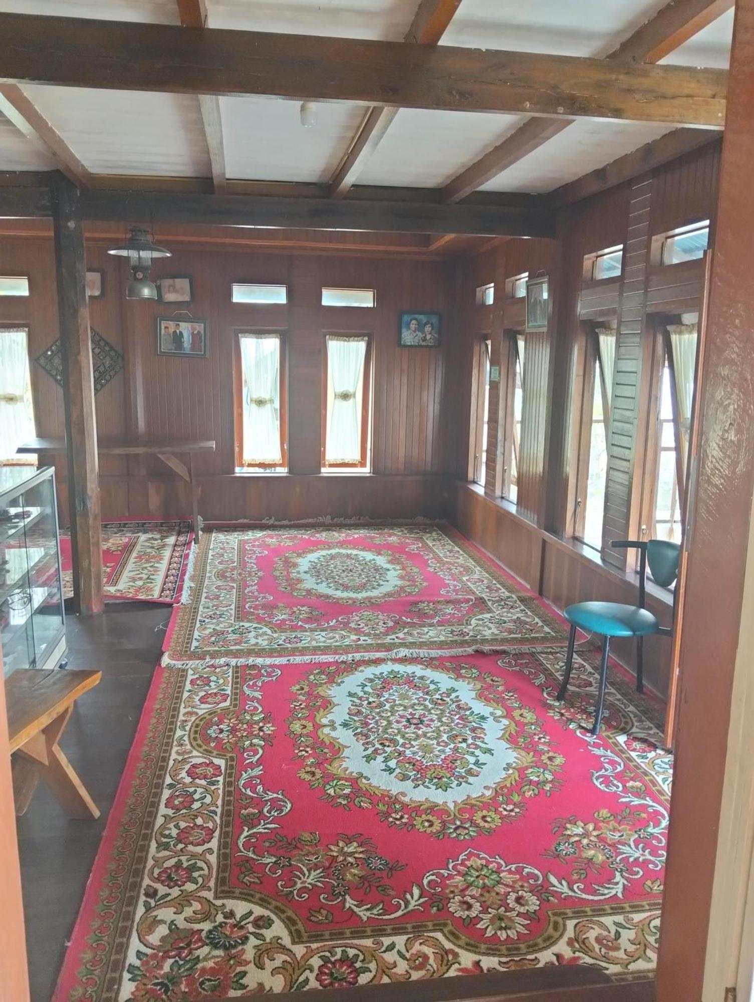 Rumah Gadang Tokama, Simarasok Baso Kültér fotó